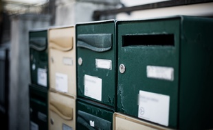 Des boîtes aux lettres (illustration)