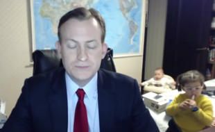 Un expert BBC interrompu en plein live par ses enfants