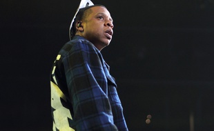 Le rappeur Jay-Z sur la scène du Barclays Center à New York en 2014