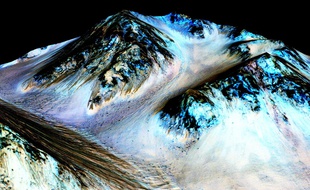 Image colorisée prise par la sonde Mars Reconnaissance Orbiter.