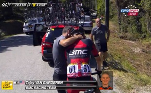 Tejay Van Garderen, 3e du classement général, abandonne lors de la 17e étape du Tour de France, le 22 juillet 2015.