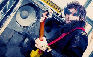 Le chanteur et guitariste -M-, alias Matthieu Chedid