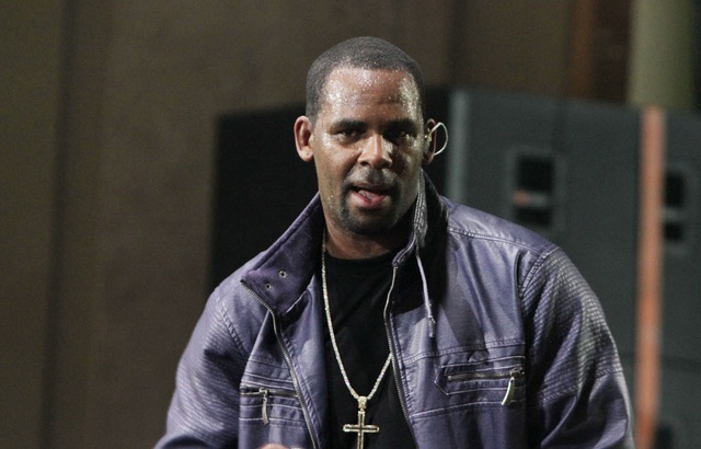 Surviving R Kelly Saison 2 Diffusion France VIDEO. « Surviving R. Kelly » : Une ex du chanteur raconte son histoire