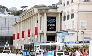 Le casino Barrière de Dinard (Ille-et-Vilaine).