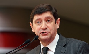 Le socialiste Patrick Kanner, ministre de la Ville, des Sports et de la Jeunesse.