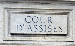 Une cour d'assises. (illustration)