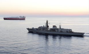 Iran et Etats-Unis y ont renforcé leur déploiement militaire dans la région du Golfe et du détroit d’Ormuz.