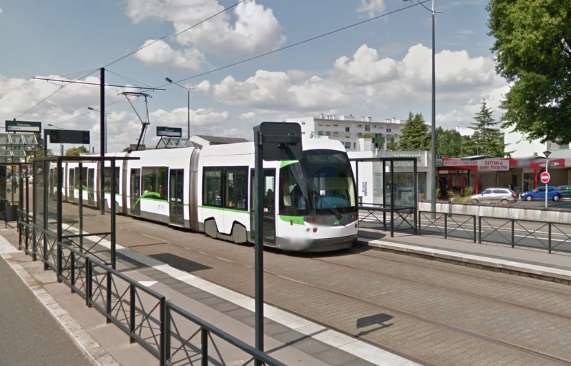 Nantes Gros travaux sur la ligne 3 de tram pendant les vacances Nantes Gros travaux sur la ligne 3 de tram pendant les vacances