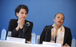 Les ministres de la Justice Christiane Taubira (d) et de l'Education Najat Vallaud-Belkacem, le 4 mai 2015 à Grenoble