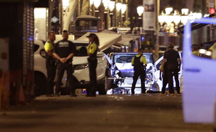 La camionnette qui a foncé sur la foule sur les Ramblas à Barcelone