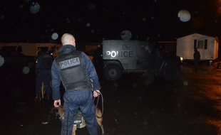 Environ 70 policiers ont investi ce mardi matin un campement de gens du voyage près de Rennes.