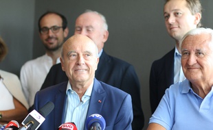 Alain Juppé, et Jean-Pierre Raffarin, le 9 septembre 2018 à l'issue des deux deuxièmes "Vendanges de Bordeaux", rencontre politique autour de Juppéistes.