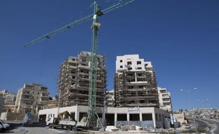 Israël va construire un millier de logements dans des colonies de Jérusalem-Est occupées et annexées, a indiqué mercredi soir à l'AFP l'observatoire anticolonisation Terrestrial Jerusalem.