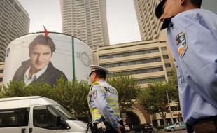 Les organisateurs du Masters 1000 de Shanghai ont annoncé vendredi avoir renforcé les mesures de sécurité entourant le Suisse Roger Federer, expliquant prendre "au sérieux" des menaces de mort faites à l'encontre du numéro un mondial sur internet.