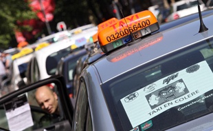 Manifestation des taxis dans le Nord (illustration).