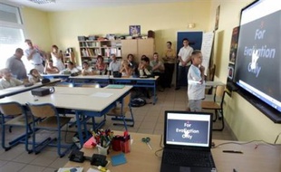 Aujourd'hui considérées comme un plus incontournable dans la pédagogie, les nouvelles technologies prennent une place croissante à l'école, même si leur usage met du temps à se généraliser.