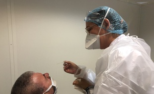 Un patient venu pour un test PCR,