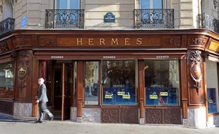 Les conditions de la montée du groupe de luxe LVMH au capital de son concurrent Hermès vont faire l'objet d'une procédure de sanction de l'Autorité des marchés financiers (AMF), a indiqué lundi sur BFM Business Gérard Rameix, le président du gendarme boursier français