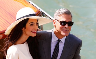 Amal Alamuddin, épouse de George Clooney, et l'acteur américain, le 29 septembre 2014, à New York.