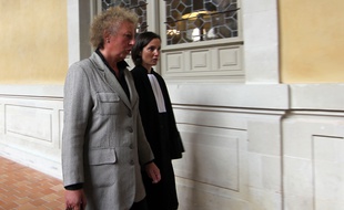 Laurence Nait Kaoudjt arrive aux assises d'Ille-et-Vilaine le 14 septembre 2015 en compagnie de son avocate Anna-Maria Sollacaro.