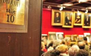 Le rapport critique la gestion de Drouot.
