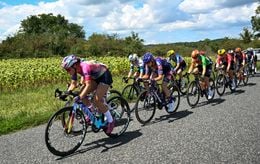 Faut-il s’alarmer de la maigreur des coureuses du Tour de France féminin ?