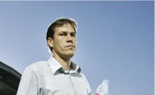 Rudi Garcia, l'entraîneur lillois, était allé voir l'arbitre à la mi-temps du match.