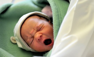 770.000 bébés sont nés en France en 2017, en baisse.