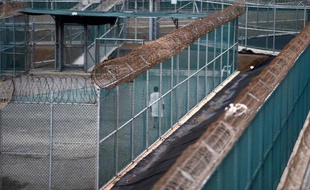Un quartier de la prison américaine sur la base navale de Guantanamo, à Cuba, le 8 avril 2014