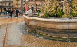 La Comédie, ex-place de l'Œuf.