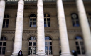 La Bourse de Paris a ouvert en légère hausse vendredi (+0,37%), dans l'attente de la publication très attendue des chiffres mensuels du chômage aux Etats-Unis.