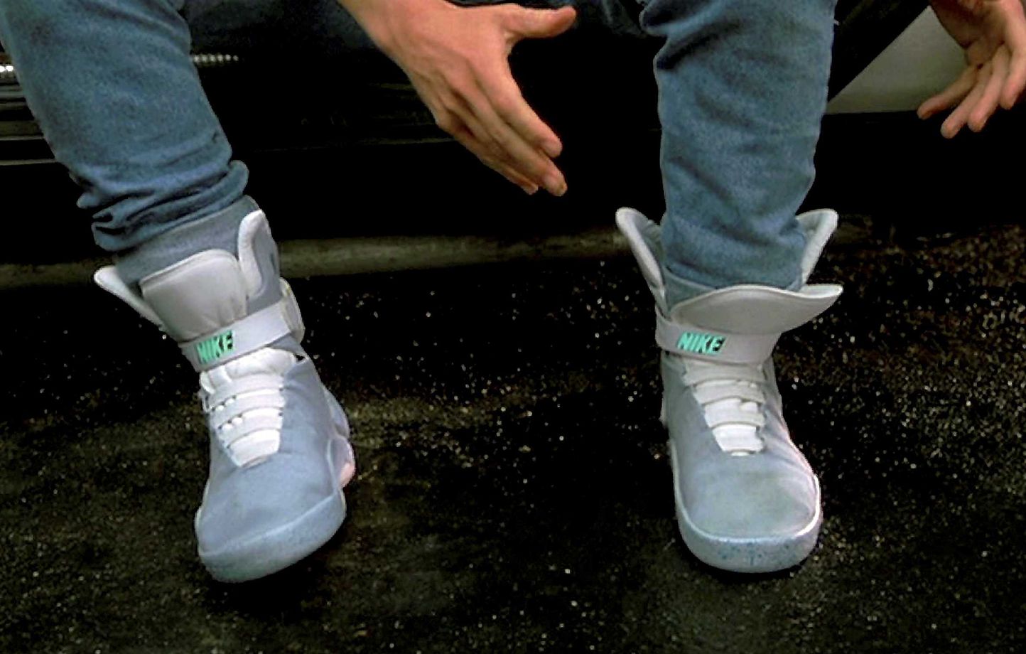 Nike air mag prix en euro best sale