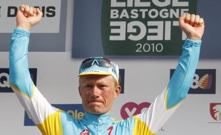 Alexandre Vinokourov, vainqueur de Liège-Bastogne-Liège, le 25 avril 2010 à Liège.