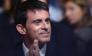 Manuel Valls avant son discours au congrès du PS le 6 juin 2015 à Poitiers