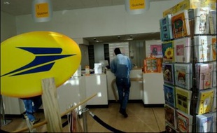 Plusieurs conflits locaux à la Poste, à Paris et en province, parmi les guichetiers, les facteurs ou le personnel des centres de tri, témoignent depuis plusieurs semaines d'un "malaise social" selon certains syndicats, tandis que la direction parle d'une situation "normale".