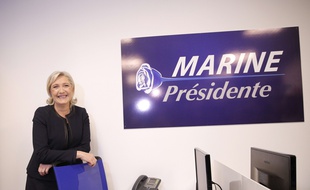 Marine Le Pen le 16 novembre 2016 à l'inauguration de son QG de campagne.