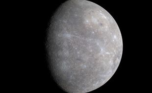 Photo couleur de la planète Mercure.