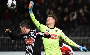 Le gardien de but Butelle a fait ses grands débuts, mercredi soir, sous le maillot angevin.