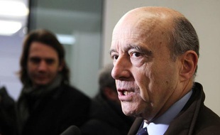 Le maire de Bordeaux et fondateur de l'UMP Alain Juppé a salué mardi matin sur son blog la "sage décision" prise par Jean-François Copé et François Fillon, d'accord pour demander aux militants s'ils souhaitent éviter une nouvelle élection à la tête du mouvement dans l'immédiat.