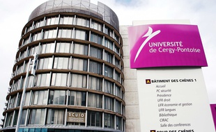 L'université de Cergy-Pontoise a reconnu lundi une maladresse après la diffusion d'un message à ses personnels visant à détecter des