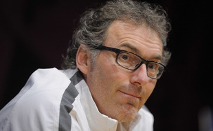 L'entraîneur du PSG, Laurent Blanc, lors du conférence de presse.