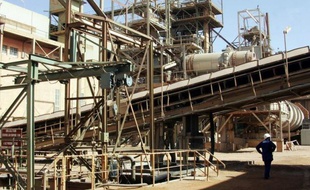La Criirad, association spécialisée dans le suivi de la radioactivité, et l'ONG nigérienne Aghir in'man ont mis en cause jeudi le suivi par Areva du matériel utilisé dans les installations d'extraction d'uranium au Niger en affirmant que certaines pièces métalliques ont été récemment repérées chez un ferrailleur.