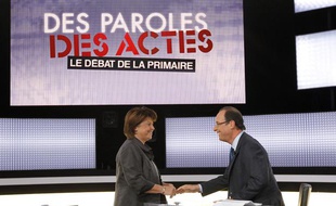 Martine Aubry et François Hollande ont confronté leurs idées lors du dernier débat télévisé des primaires socialistes, le 12 octobre 2011.