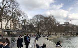 Les quais de Seine, dans le 4e arrondissement de Paris, le 21 mars 2021.
