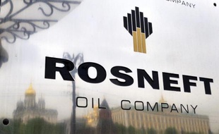 Le géant pétrolier russe Rosneft a annoncé vendredi qu'il allait coopérer avec le chinois CNPC pour extraire des hydrocarbures en Sibérie Orientale, confirmant l'appétit de Pékin pour les ressources russes.