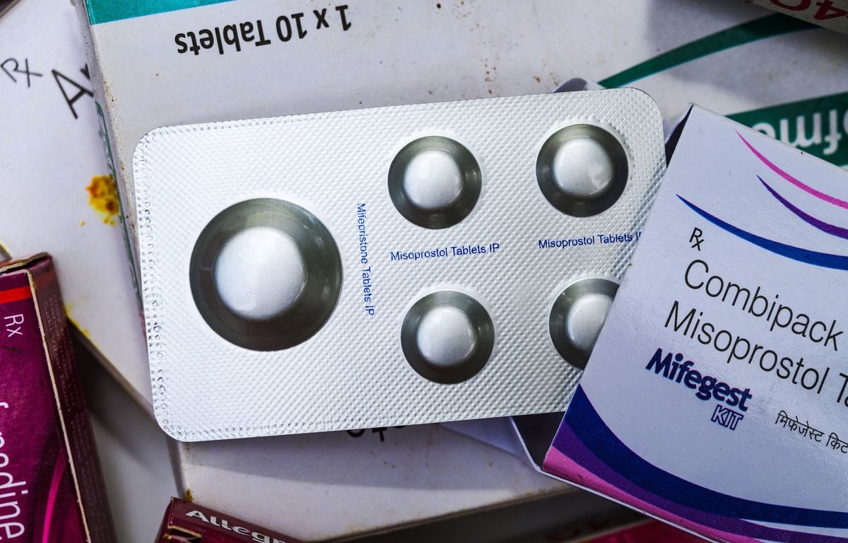 Etats-Unis : La FDA autorise une pilule abortive générique, les conservateurs enragent