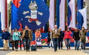Les femmes russes peuvent faire ce qu'elles veulent avec les supporters étrangers, et c'est le Kremlin qui le dit