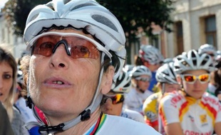 La championne cycliste Jeannie Longo a été auditionnée jeudi dans le plus grand secret par la commission d'enquête du Sénat sur l'efficacité de la lutte contre le dopage, a-t-on appris au Sénat.