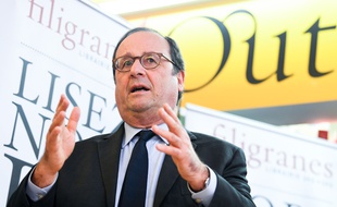 François Hollande à Bruxelles (Belgique), le 2 mai 2018.