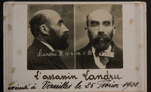 Landru est guillotiné à l'entrée de la prison de Versailles à l'aube du 25 février 1922.